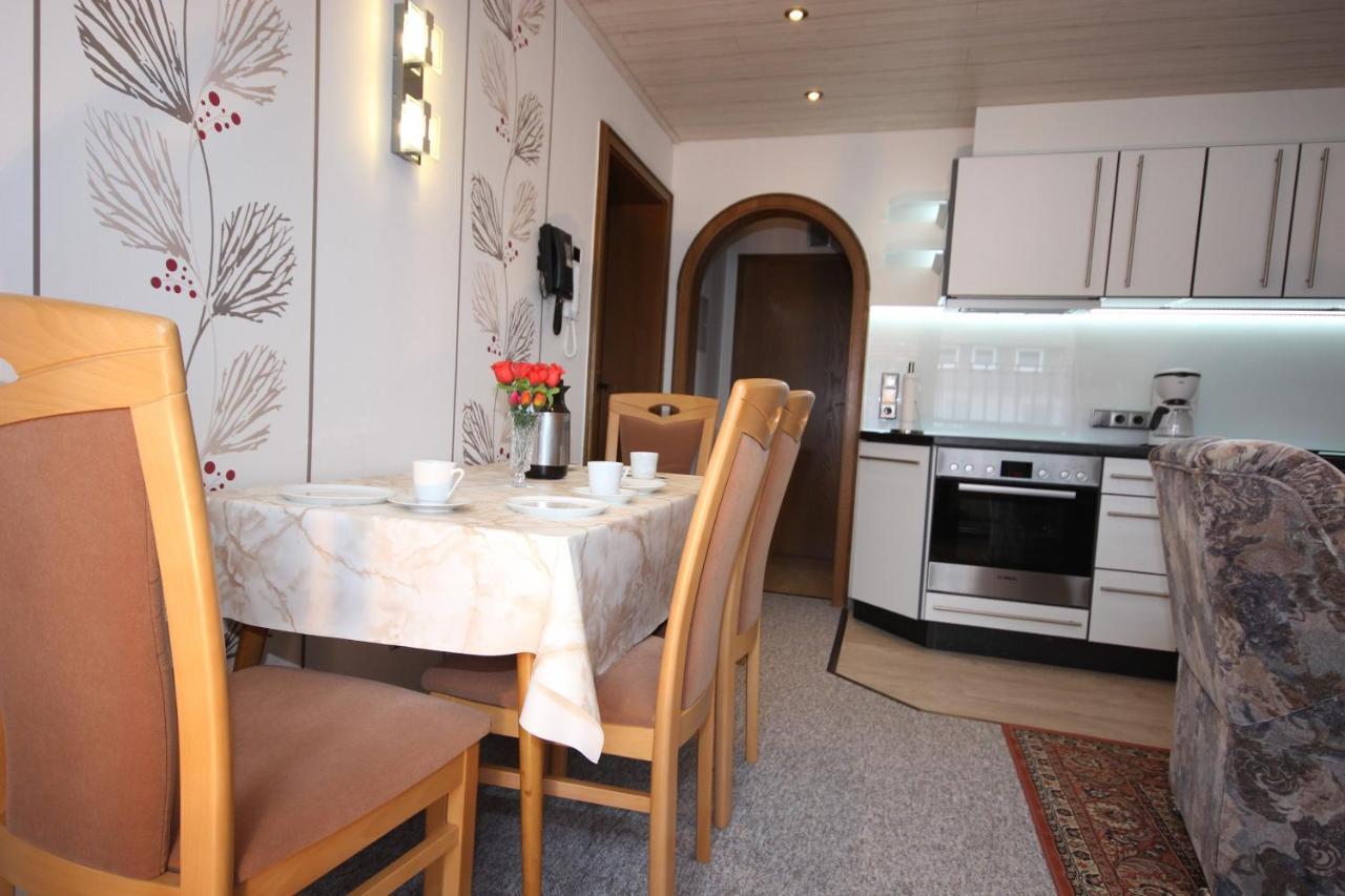 Ferienhaus Marienweg Hallenberg Habitación foto