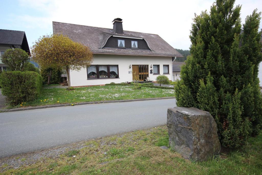 Ferienhaus Marienweg Hallenberg Exterior foto
